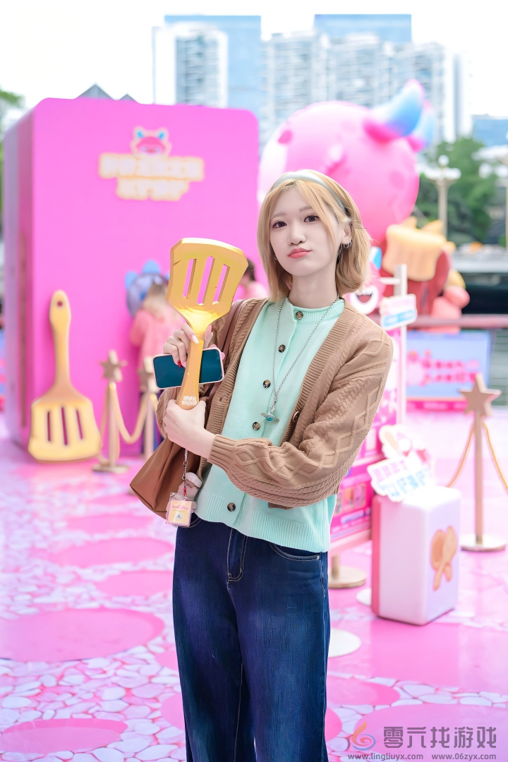 电竞与城市文化全城开运  胖胖龙好运乐园燃动成都(图3)